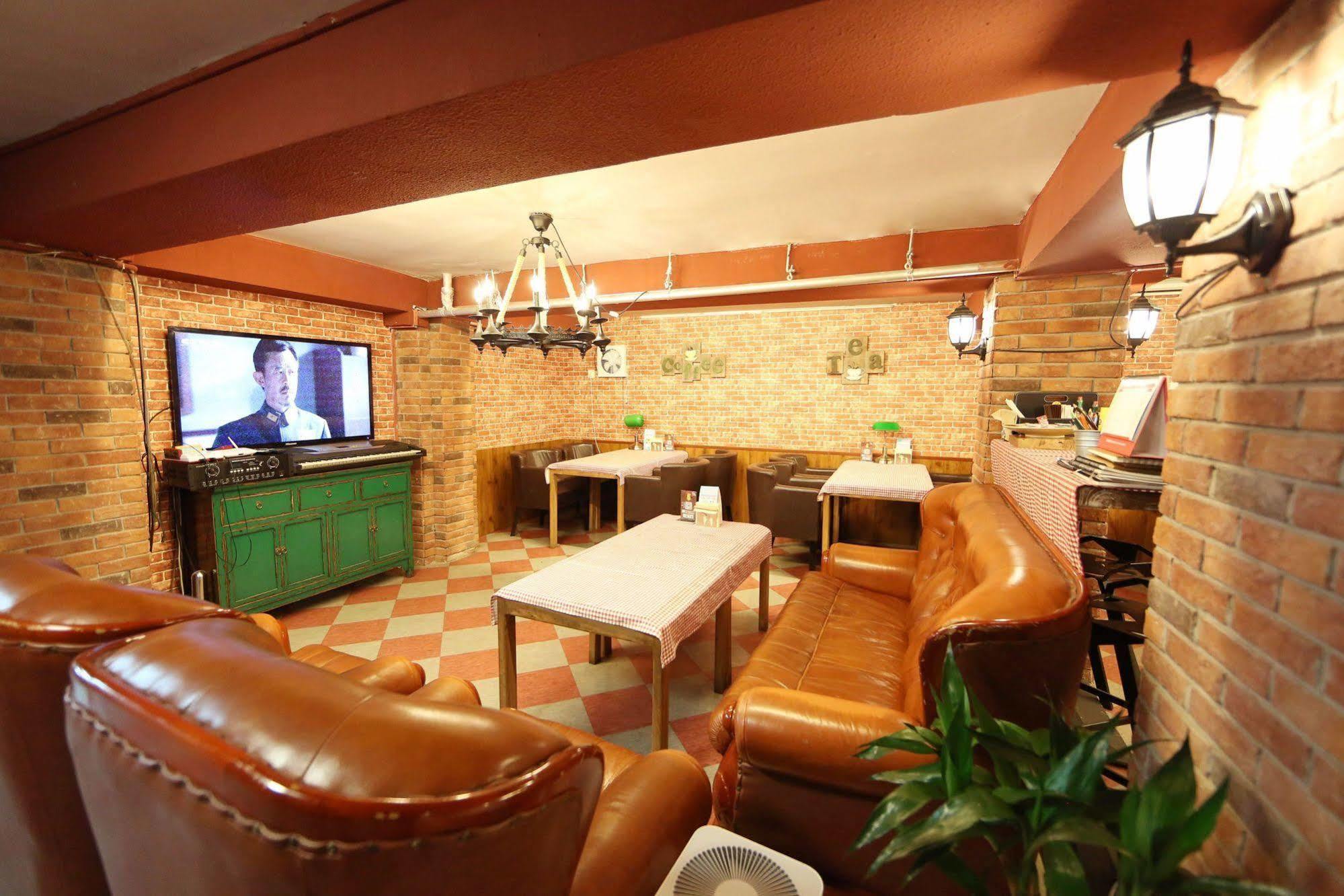 Nostalgia Hotel Beijing- Xidan Esterno foto
